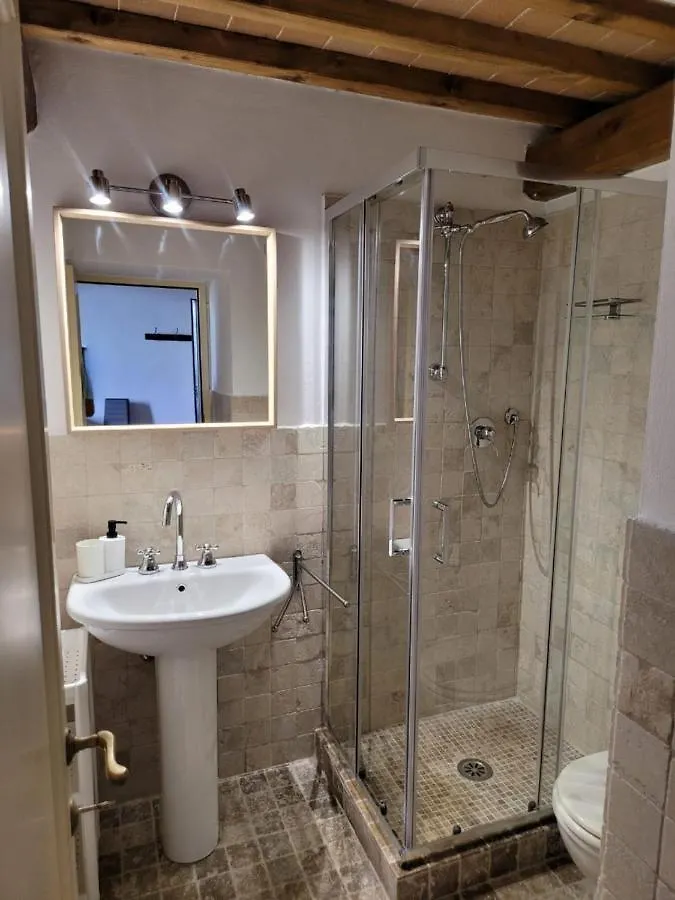 La Villa Apartments: Convenient Sardinia & Corsica Base Livorno Italy